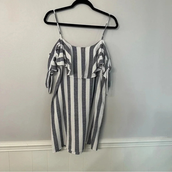 NWOT Misa Los Angeles Nicolette Cold Shoulder Striped Mini Dress Size Small - Picture 6 of 14
